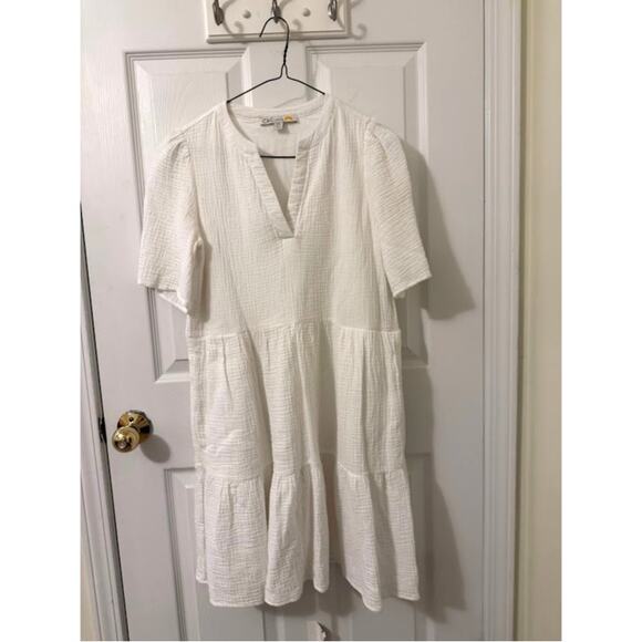 C&C California White Shift Dress - Picture 1 of 5